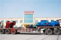 1212全自動(dòng)液壓對輥破碎機(jī)發(fā)貨